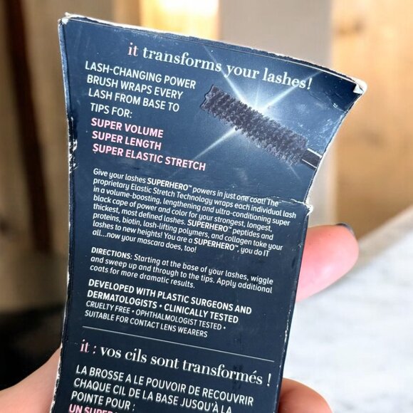 IT Cosmetics NEW Superhero Elastic Stretch Volumizing Mascara in Super Black - Picture 3 of 6